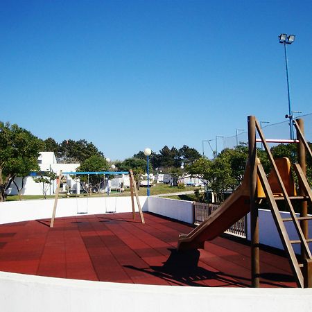 Orbitur Canidelo Bungalows - Caravan Park Вила Нова ди Гая Екстериор снимка