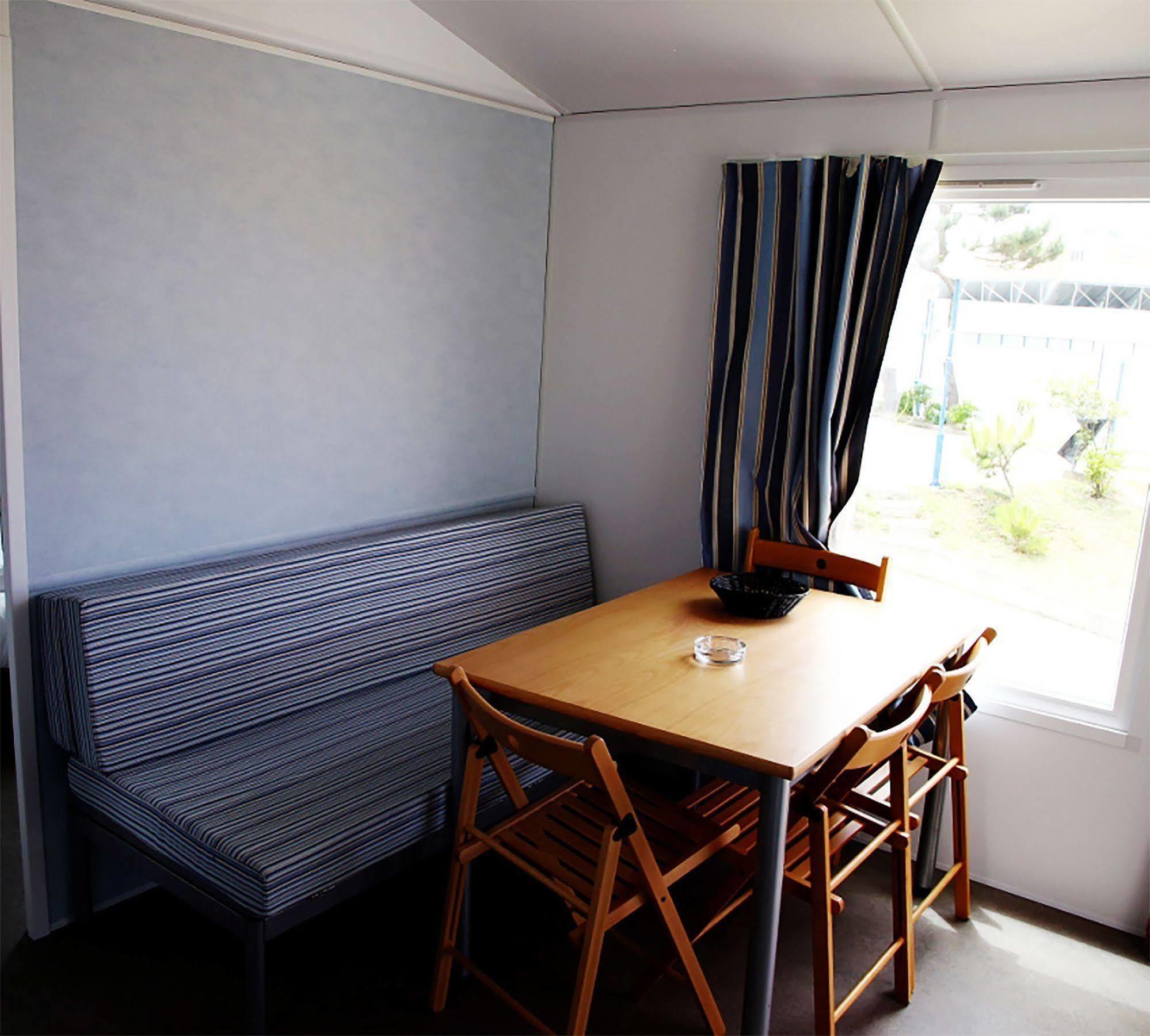 Orbitur Canidelo Bungalows - Caravan Park Вила Нова ди Гая Екстериор снимка